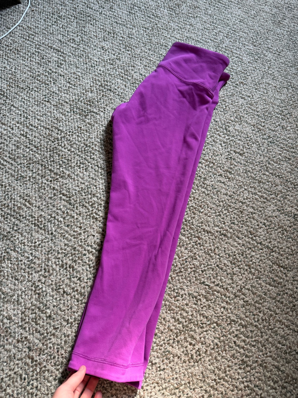 Lululemon Wunder Under Crop *Reversible Size 6 - Picture 8 of 8